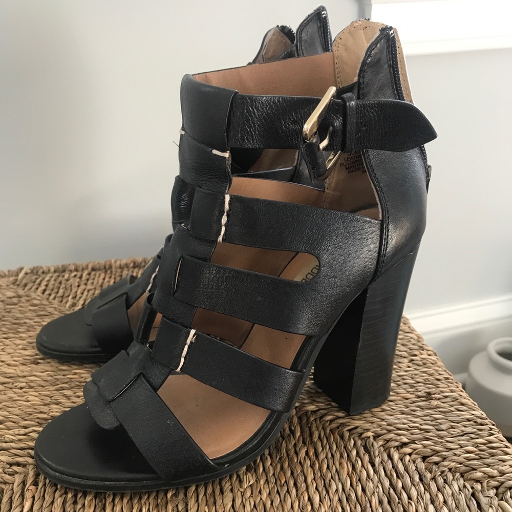 Steve Madden heeled black sandals